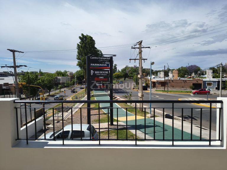 Local Comercial en Alquiler en Godoy Cruz, Mendoza