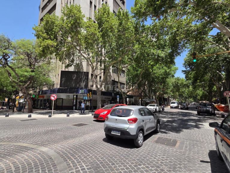 Local Comercial en Venta en Capital, Mendoza