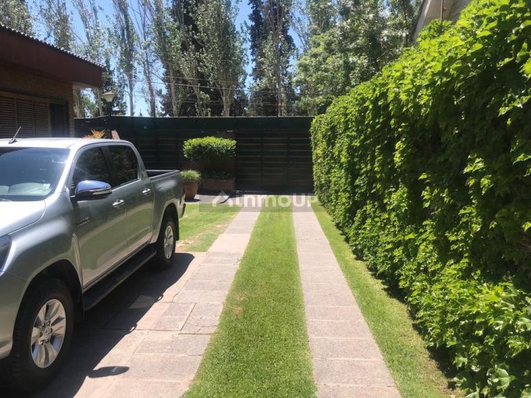 Casa en Venta en Guaymallen, Mendoza