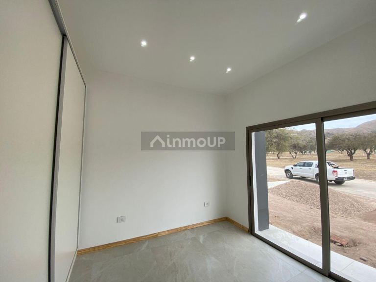 Casa en Venta en Juana Koslay, San Luis