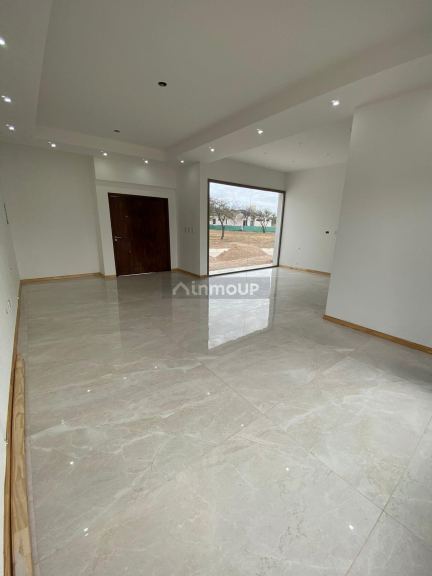Casa en Venta en Juana Koslay, San Luis
