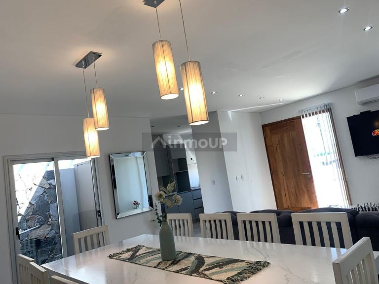 Casa en Venta en Maipu, Mendoza