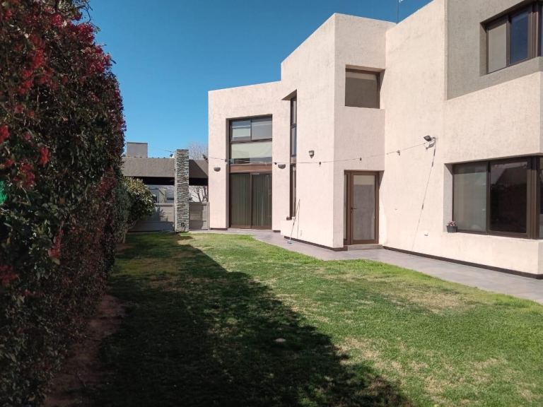 Casa en Venta en Maipu, Mendoza