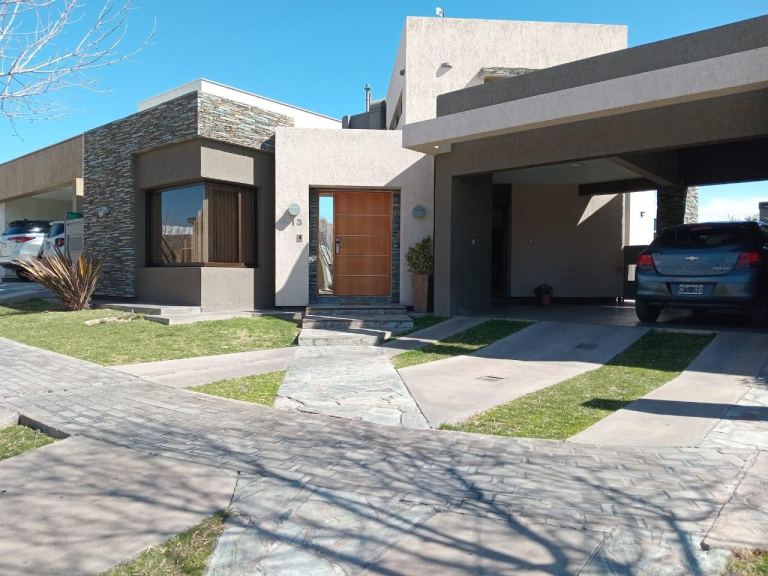 Casa en Venta en Maipu, Mendoza