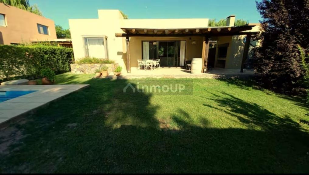 Casa en Alquiler en Lujan de Cuyo, Mendoza