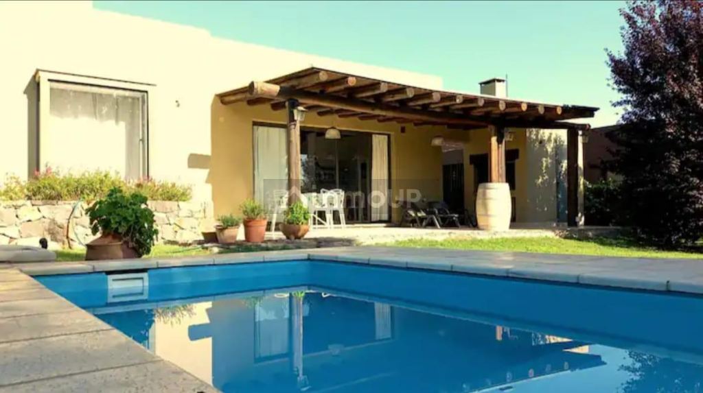 Casa en Alquiler en Lujan de Cuyo, Mendoza