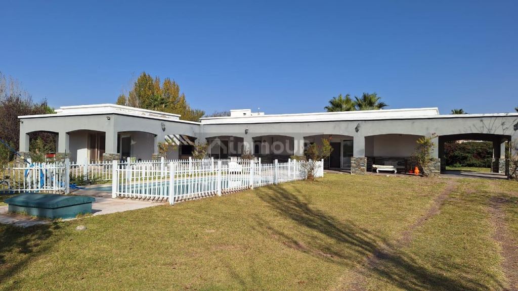 Casa en Venta en Maipu, Mendoza
