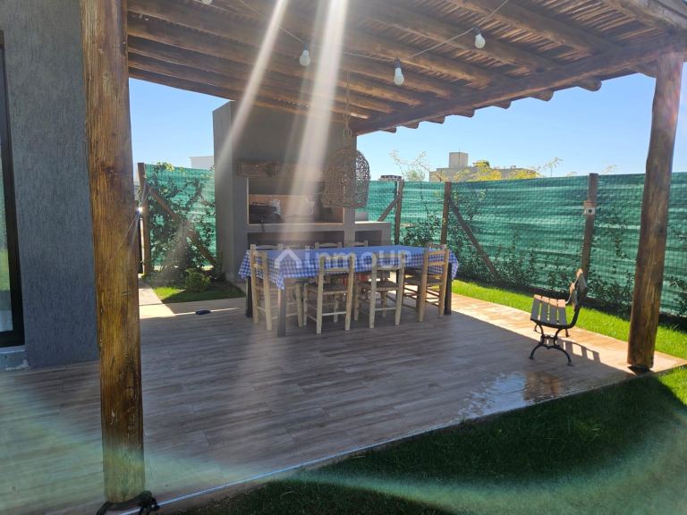 Casa en Venta en Maipu, Mendoza