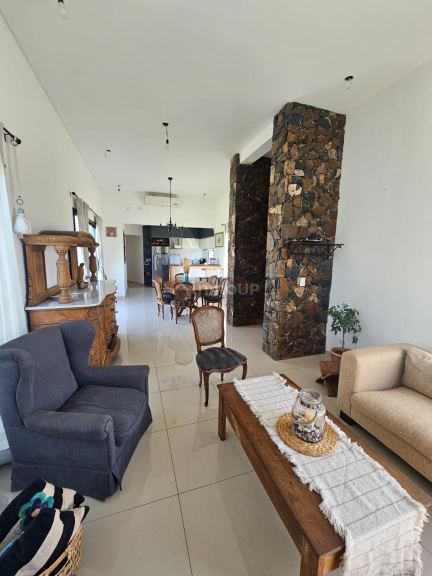 Casa en Venta en Maipu, Mendoza