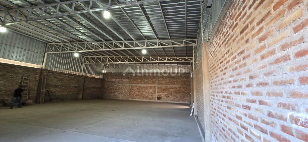 Galpon en Alquiler en Lujan de Cuyo, Mendoza