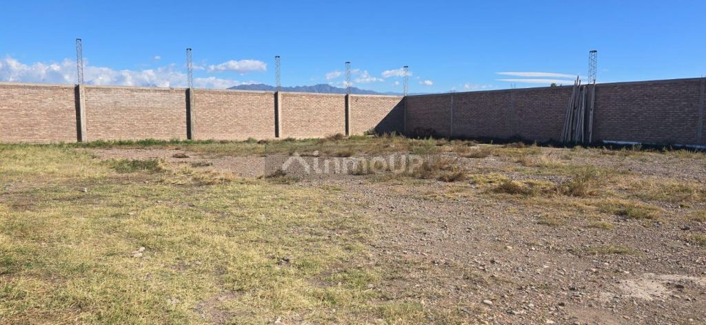 Galpon en Alquiler en Lujan de Cuyo, Mendoza