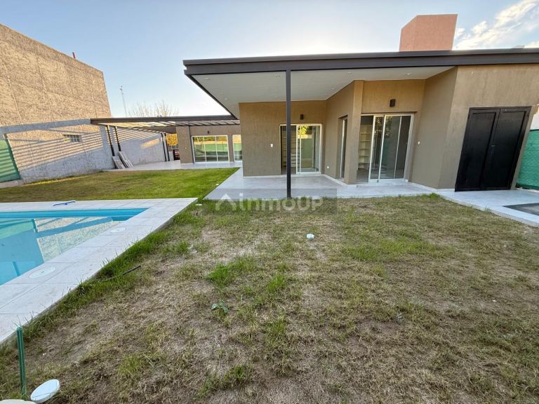 Casa en Venta en Maipu, Mendoza