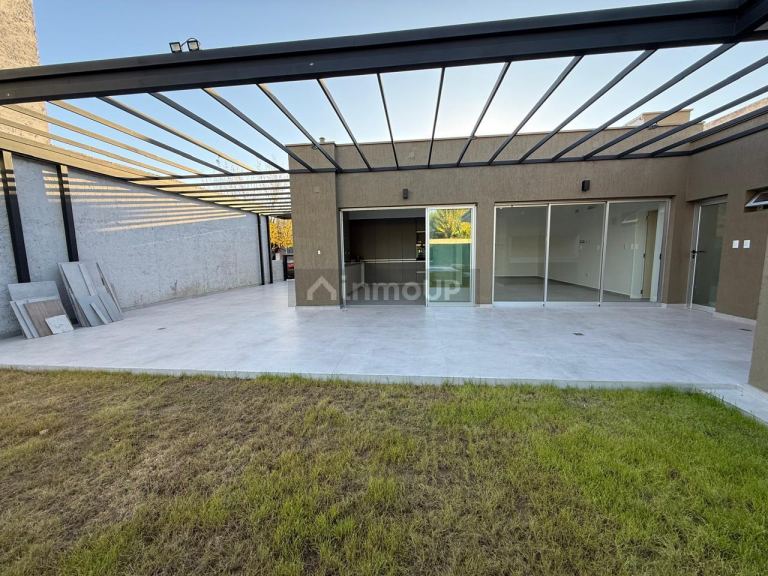 Casa en Venta en Maipu, Mendoza