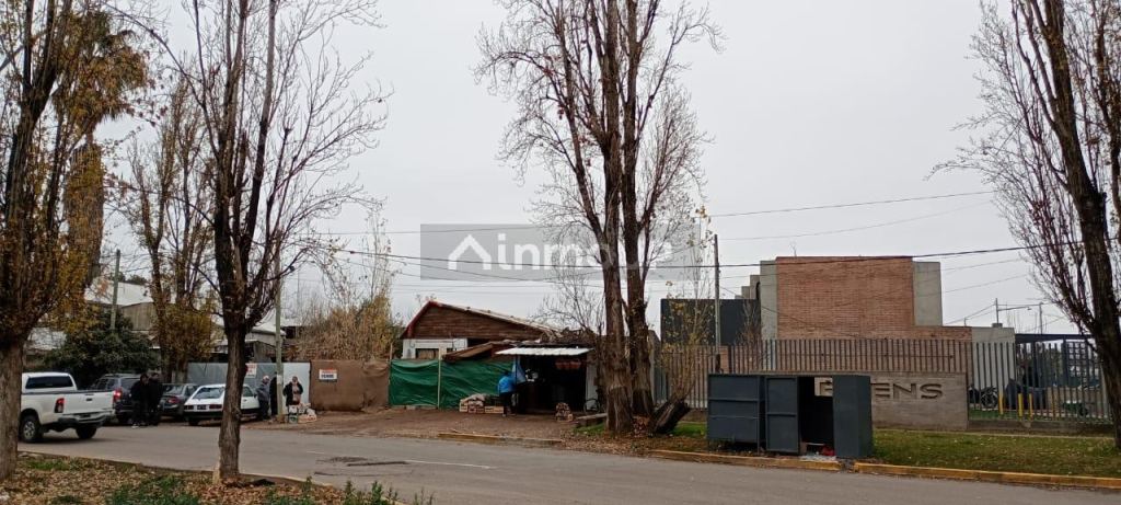 Lujan de Cuyo Zapiola 1125, Lateral Oeste de Acceso Sur, Lujan de Cuyo Mendoza.