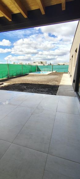 Casa en Alquiler en Lujan de Cuyo, Mendoza - USD 2.000 | Inmoup - 14