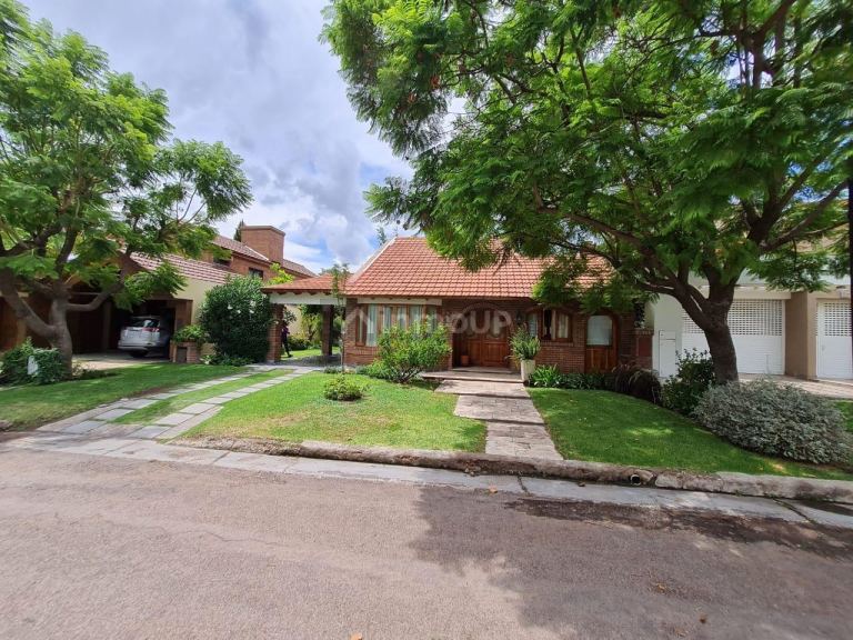 Casa en Venta en Godoy Cruz, Mendoza
