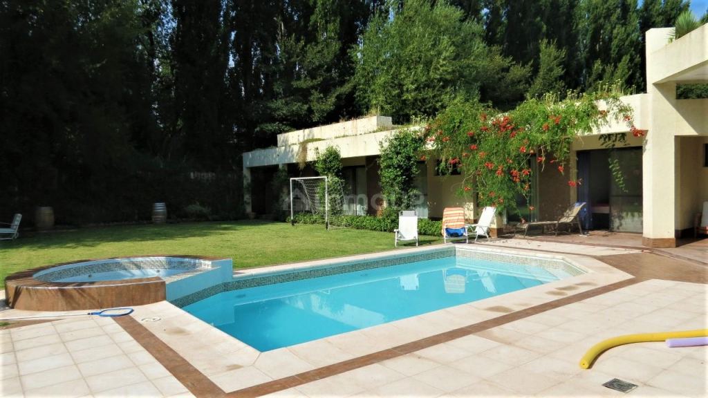 Casa en Venta en Lujan de Cuyo, Mendoza