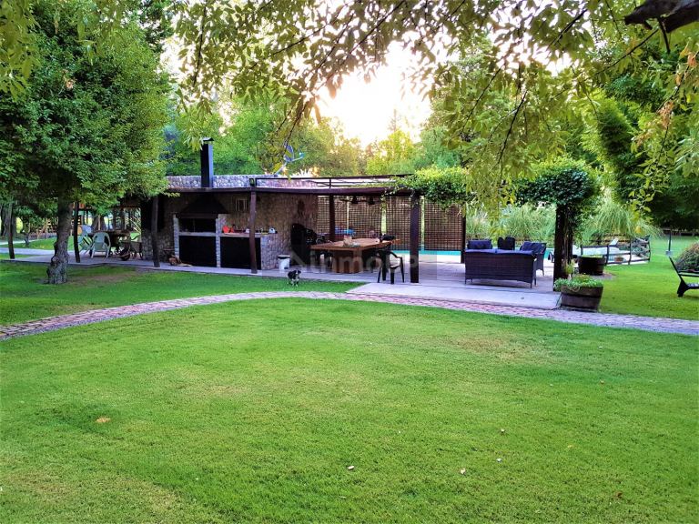 Casa en Venta en Rivadavia, Mendoza