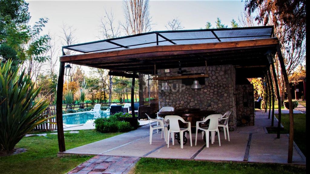 Casa en Venta en Rivadavia, Mendoza