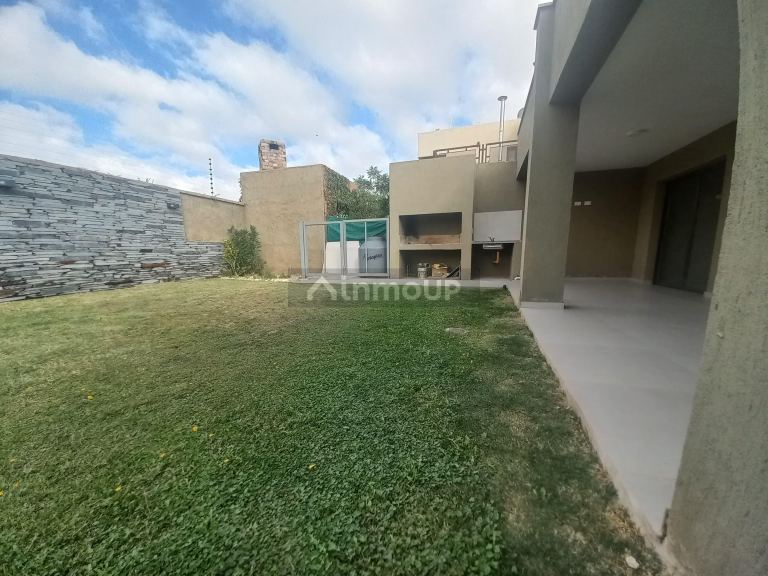 Casa en Venta en Maipu, Mendoza