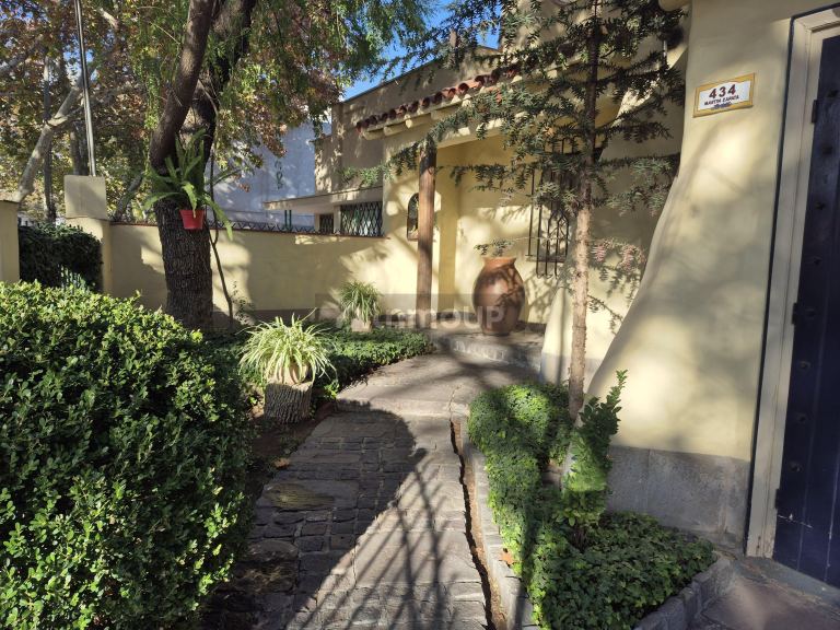 Casa en Alquiler en Capital, Mendoza