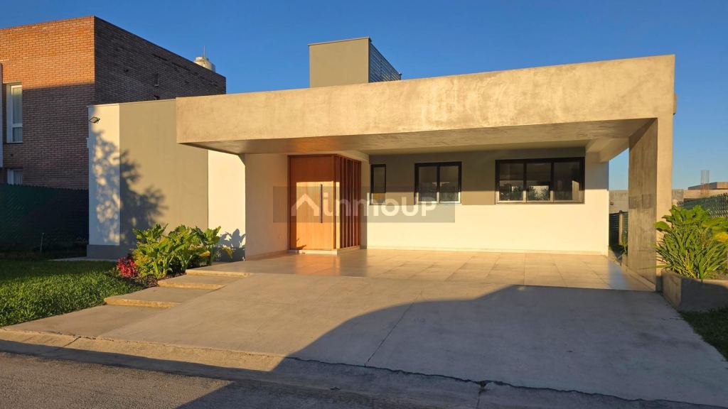 Casa en Venta en Yerba Buena, Tucuman - USD 245.000 | Inmoup - 18