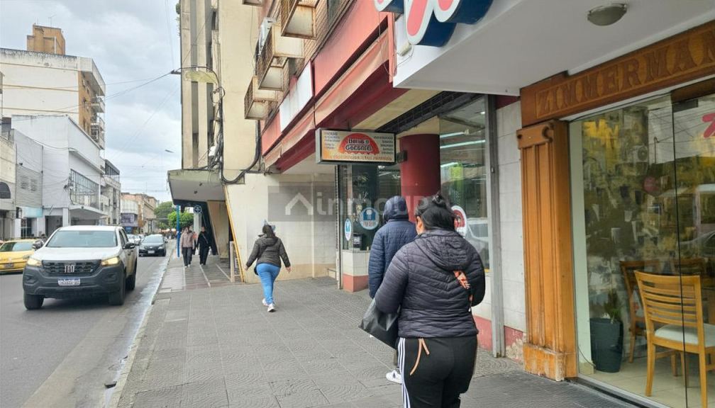 S.M. de Tucumán Excepcional Local Comercial en Alquiler en Pleno Microcentro - Muñecas al 300