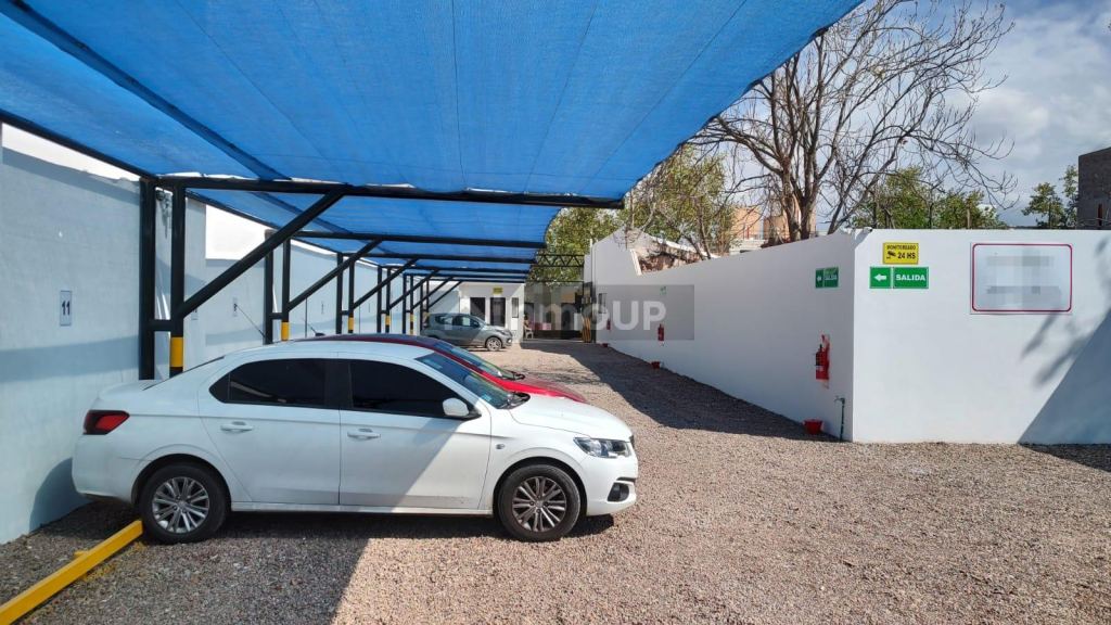 Playa de Estacionamiento en Venta en Godoy Cruz, Mendoza