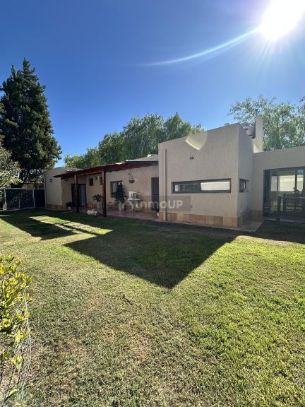 Casa en Venta en Guaymallen, Mendoza
