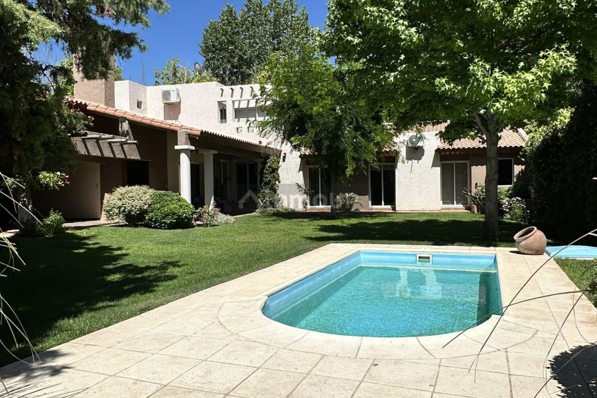 Casa en Venta en Lujan de Cuyo, Mendoza