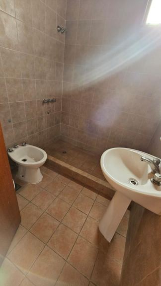Casa en Alquiler en Guaymallen, Mendoza