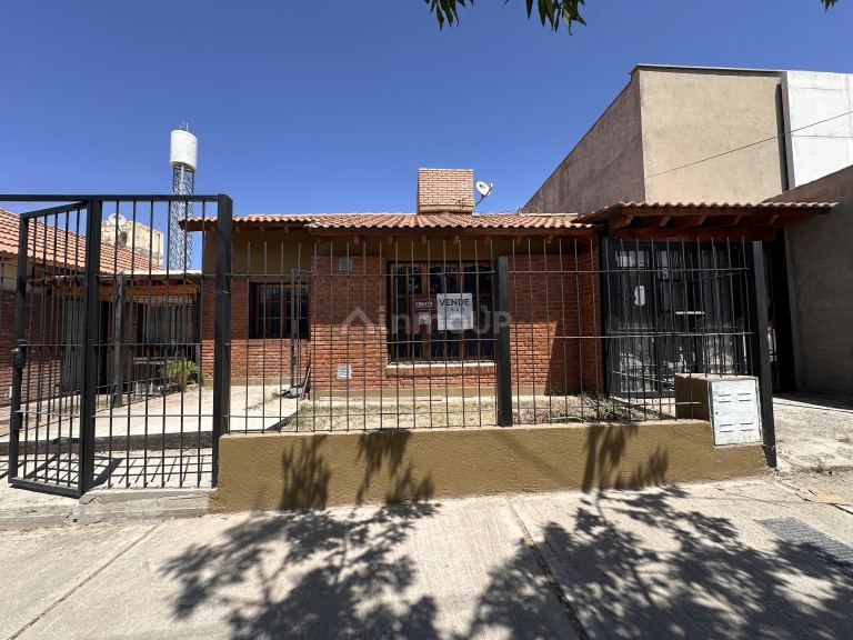 Casa en Venta en Las Heras, Mendoza
