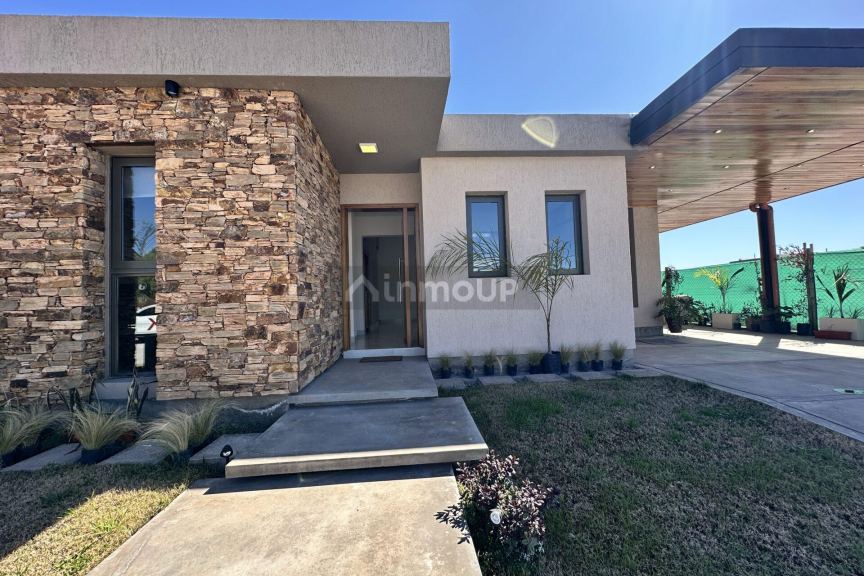 Casa en Venta en Maipu, Mendoza