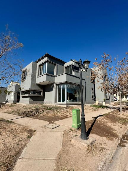 Casa en Venta en Guaymallen, Mendoza