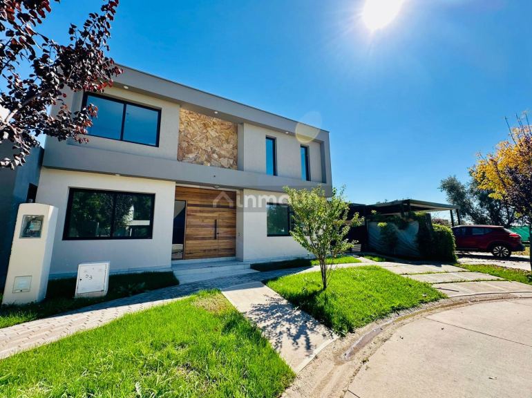 Casa en Venta en Maipu, Mendoza