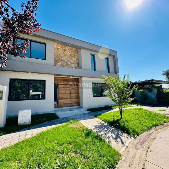 Casa en Venta en Maipu, Mendoza