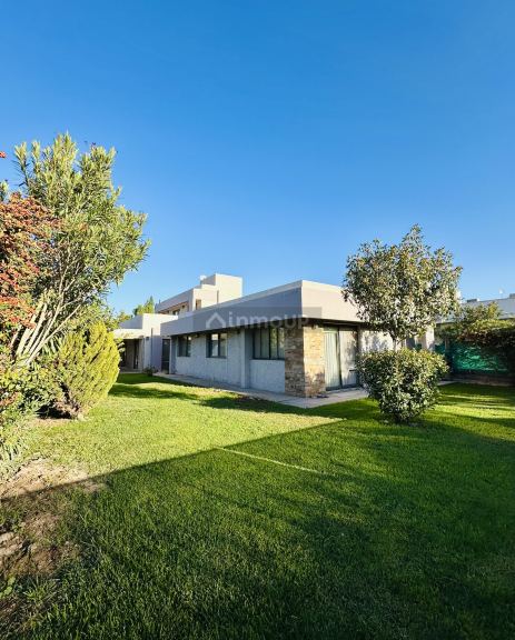 Casa en Venta en Guaymallen, Mendoza - USD 280.000 | Inmoup - 14