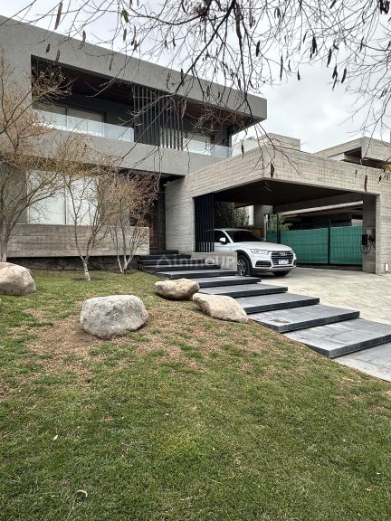 Casa en Venta en Lujan de Cuyo, Mendoza