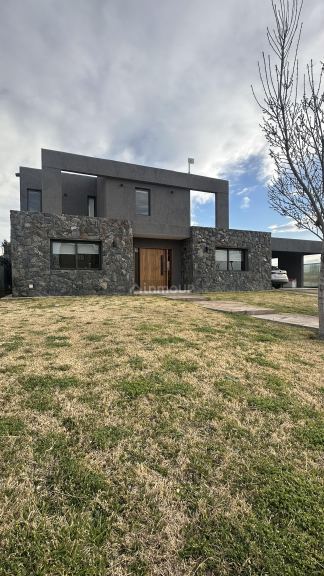Casa en Venta en Lujan de Cuyo, Mendoza - USD 280.000 | Inmoup - 14