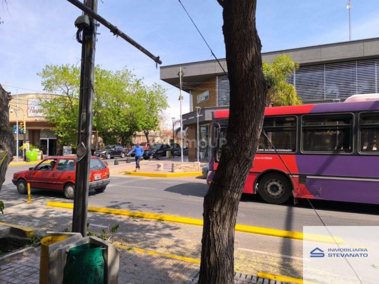 Local Comercial en Alquiler en Maipu, Mendoza
