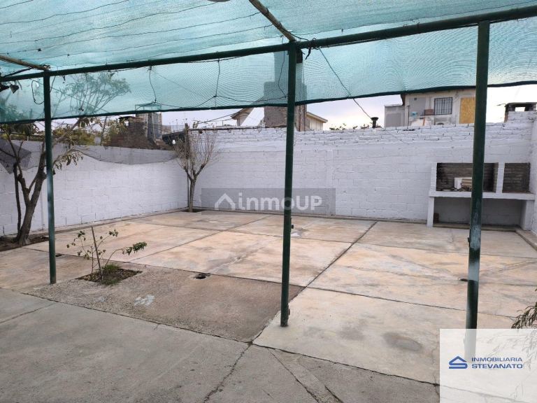 Casa en Alquiler en Maipu, Mendoza