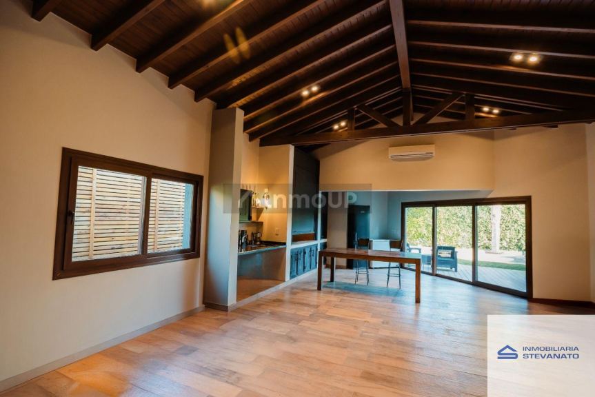 Casa en Venta en Maipu, Mendoza