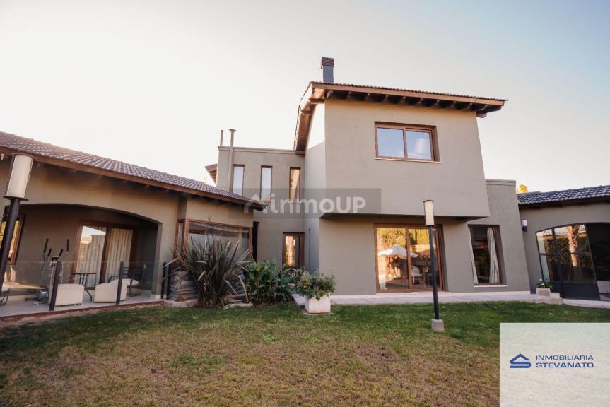 Casa en Venta en Maipu, Mendoza