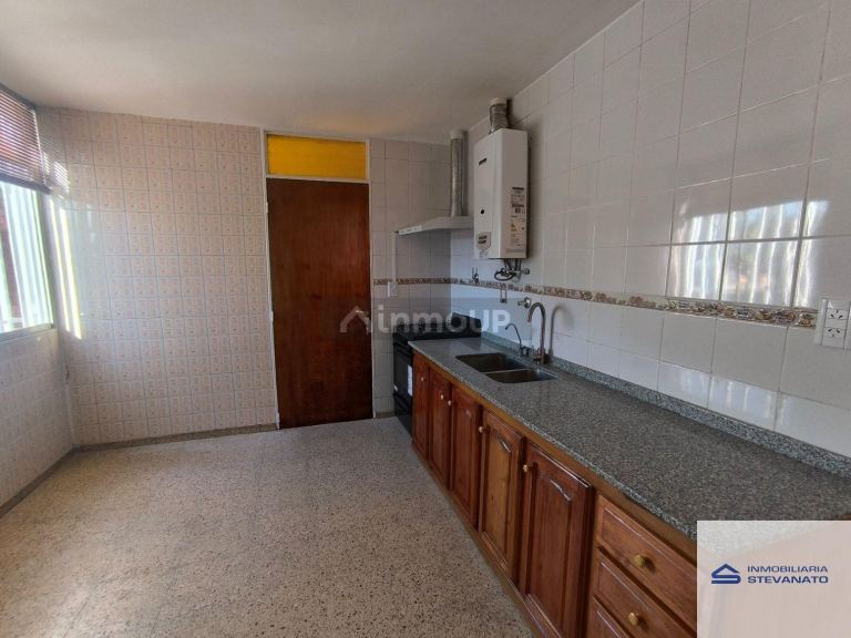 Casa en Alquiler en Maipu, Mendoza