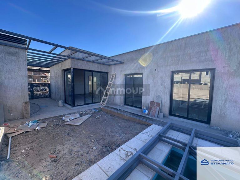 Casa en Venta en Maipu, Mendoza