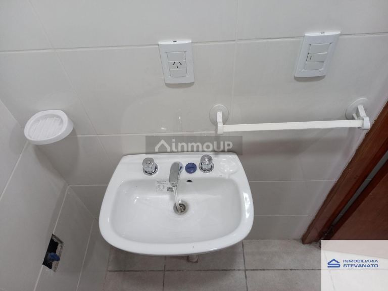 Local Comercial en Alquiler en Maipu, Mendoza