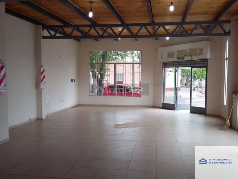 Local Comercial en Alquiler en Maipu, Mendoza