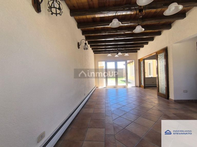 Casa en Alquiler en Maipu, Mendoza