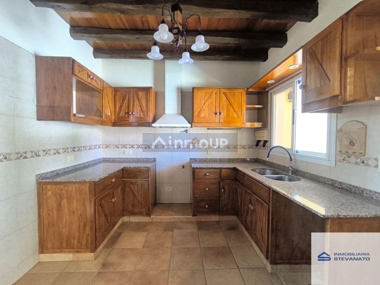 Casa en Alquiler en Maipu, Mendoza