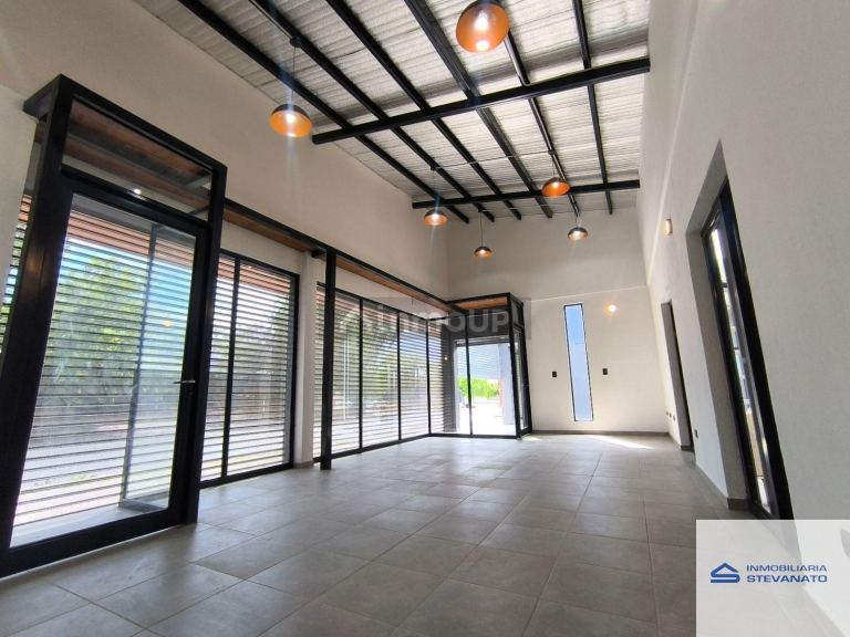 Local Comercial en Alquiler en Maipu, Mendoza